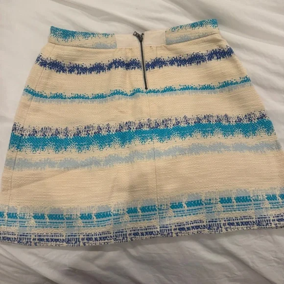 Alice and Olivia Skirt Size 2 - Picture 2 of 3
